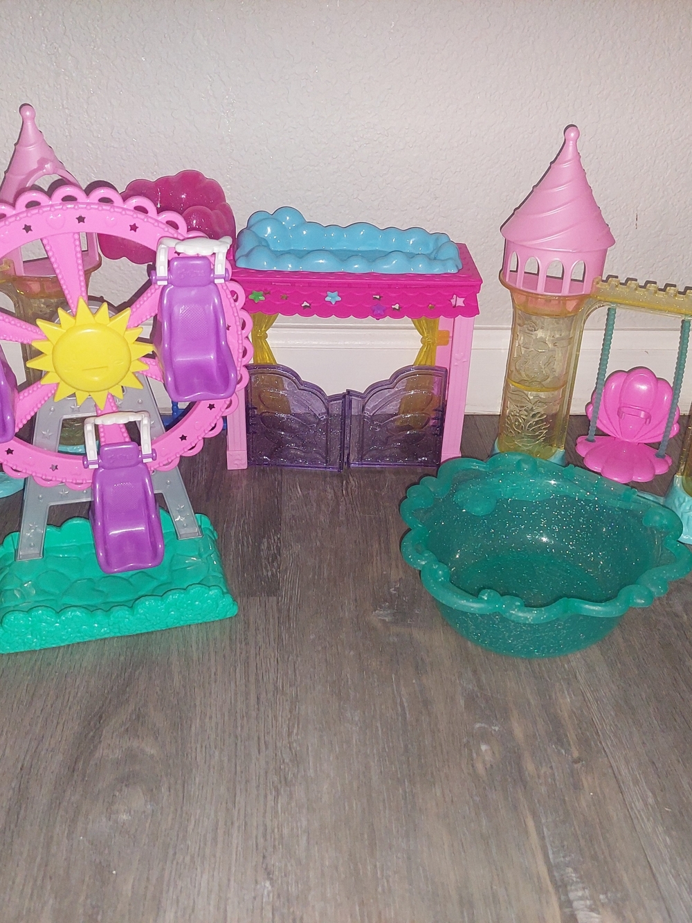 2020 Mattel Barbie Dreamtopia Mermaid Playground Chelsea Ferris Wheel